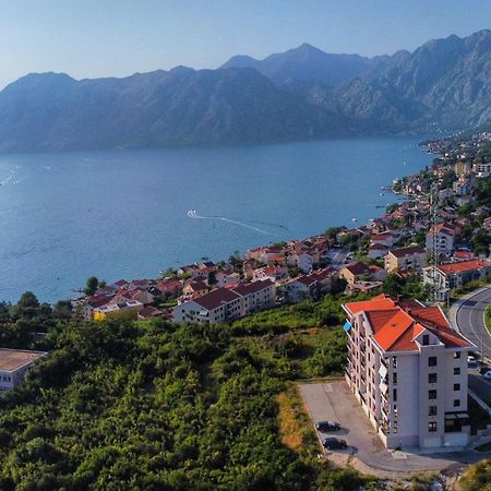 Apartment Marta 2 Kotor Dış mekan fotoğraf